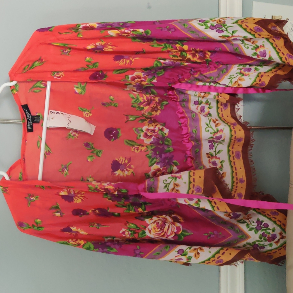 NWT Betsey Johnson New York Butterfly Top *Small Tear*